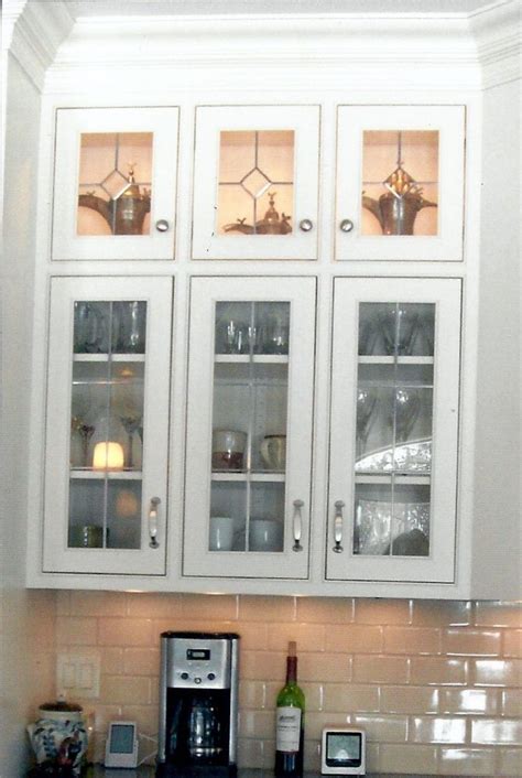 Kitchen Cabinet Glass Inserts A Guide To Decorative And Practical Options Kitchen Ideas