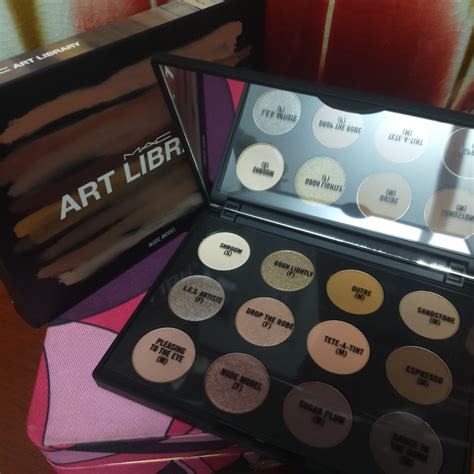 Mac Art Library Nude Model Beauty Personal Care Face Makeup On