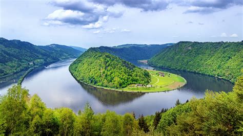 Download Danube Nature River 4k Ultra Hd Wallpaper