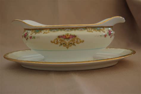 Choosing a pattern for your rosenthal china and dinnerware is primarily a matter of taste, though there are a few things you can keep in mind when making your selection. Vintage Noritake China Gravyboat*Gloria Pattern*Noritake ...