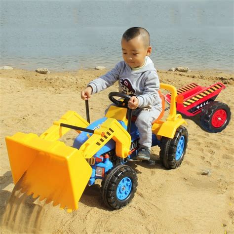 The right age for children to drive electric cars is from 3 to 5 years old. Large children's bulldozer can ride electric excavator ...