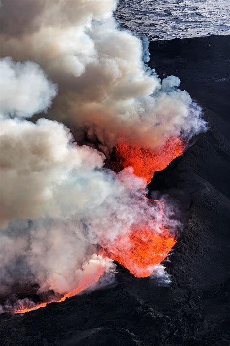 Volcano Eruption At The Holuhraun Photograph By Panoramic Images Pixels