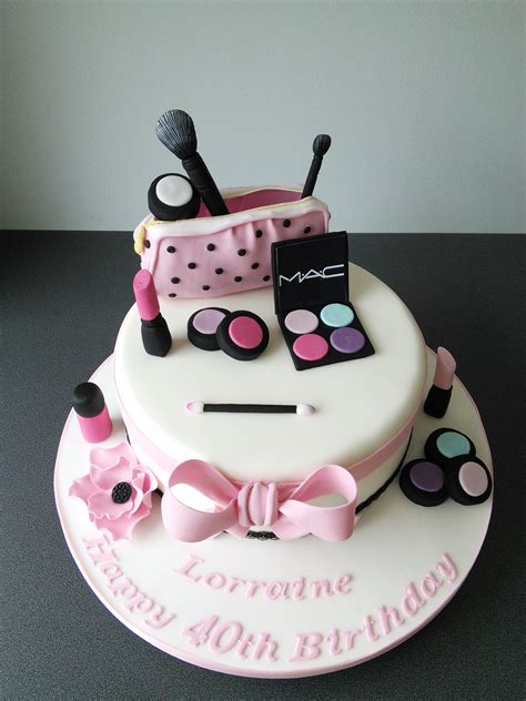 40th Birthday Cosmetics Cake In Pink And Black 40th Birthday Cakes