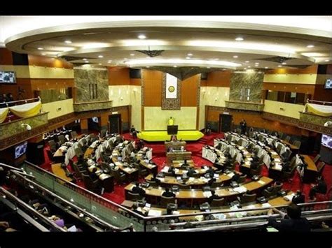 Malaysia juga merupakan sebuah negara yang mengamalkan sistem demokrasi berasaskan kepada sistem persekutuan. DEMOKRASI BERPARLIMEN PDF