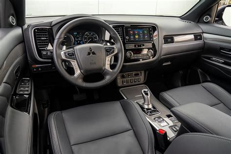 2020 Mitsubishi Outlander Phev Interior Photos Carbuzz