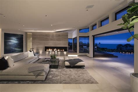 Pin By Craig Fisher On Modern Houses Dream House Interior Modern