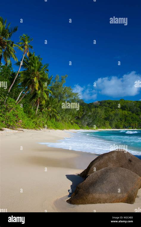 Mahe Beach Seychelles Hi Res Stock Photography And Images Alamy