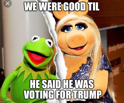 Piggy And Kermit Meme