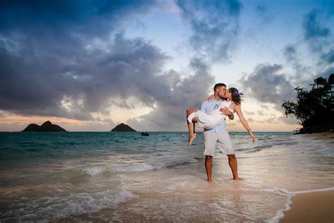 Oahu Romantic Couples Beach Photographer Oahu Pro Photography