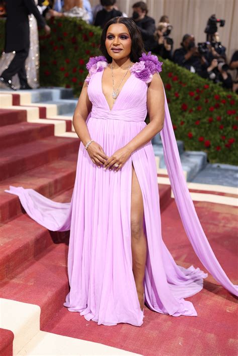 Mindy Kaling Paired A Plunging Neckline With A Thigh High Slit At The 2022 Met Gala—see Pics