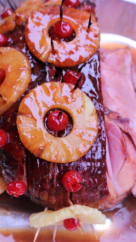 How To Make Baked Ham With Spiced Cherry Glaze