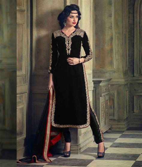 Black Velvet Pakistani Style Suit 62975 Fashion Pakistani Dresses
