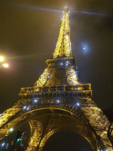 Tour Eiffel Paris Lorahsecrets