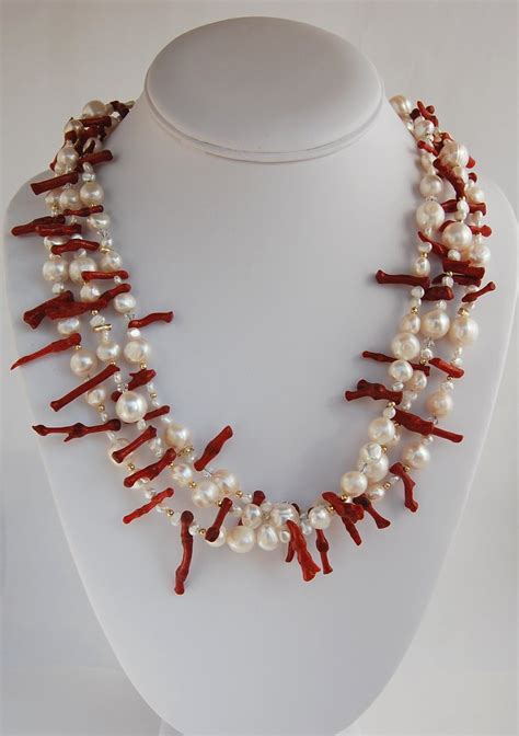 Pearl Coral Necklace While I Like Pearl Necklaces I Don Flickr