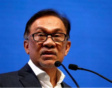 3m likes · 496,919 talking about this. Anwar: Dr M needs to clarify Latheefa's appointment
