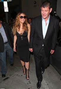mariah carey suffers unfortunate nip slip with fiancé james packer in hollywood daily mail online