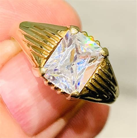 Superb Sparkling Vintage Ct Yellow Gold Cubic Zirconia Signet Or Pinky