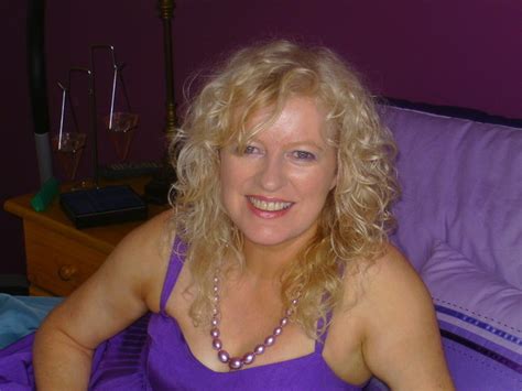 Greeneyerosaleen 66 From Belfast Is A Local Granny Looking For Casual