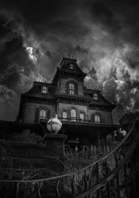 Horror House Bandw By Kenan Mutlu On 500px House Photography Winter