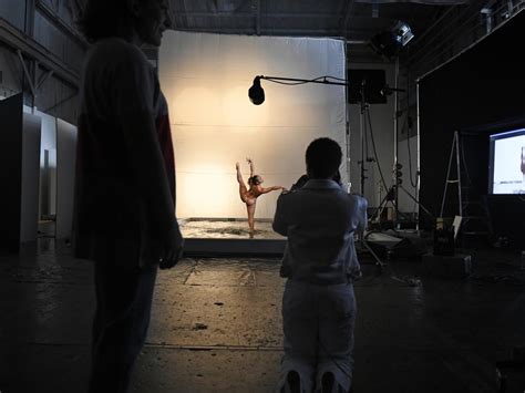 Espn Body Issue Gymnast Katelyn Ohashis Gravity Defying Nude Shoot