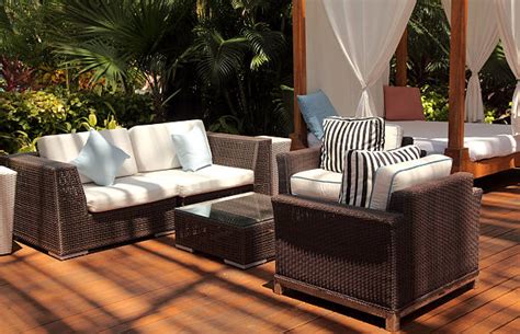 320 Patio Furniture Redo Stock Photos Pictures And Royalty Free Images