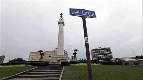 New Orleans Considers Removing Confederate Monuments