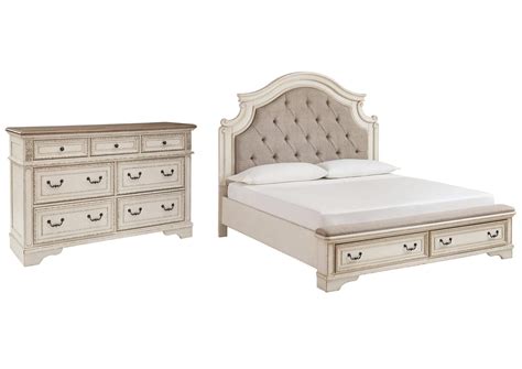 Realyn California King Upholstered Bed With Dresser Furniture World Nw