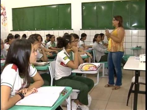 Aluno Fazendo Sexo Na Escola