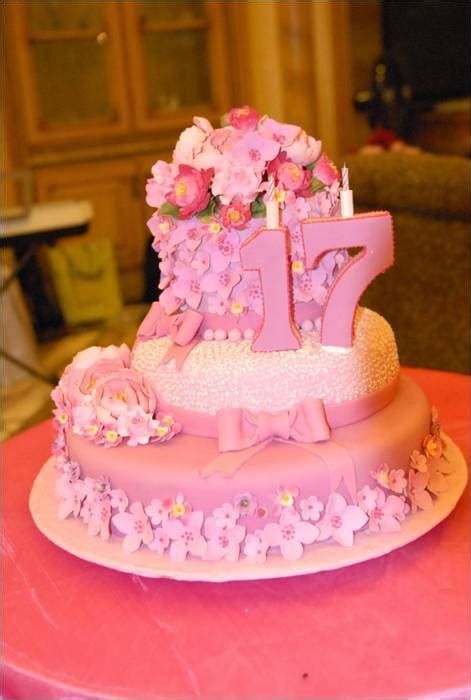 I gt a feeling that you'll look really may your birthday be full of happy hours and special moments to remember for a long long time! Sweet 17th Birthday Quotes For Girls. QuotesGram