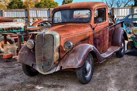 1937 Ford Truck, Salvage Yard Editorial Stock Image - Image of rusty, nostalgia: 46774904