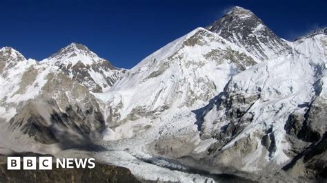 Climate Change Scientists Bid To Drill Everest Glacier Bbc News