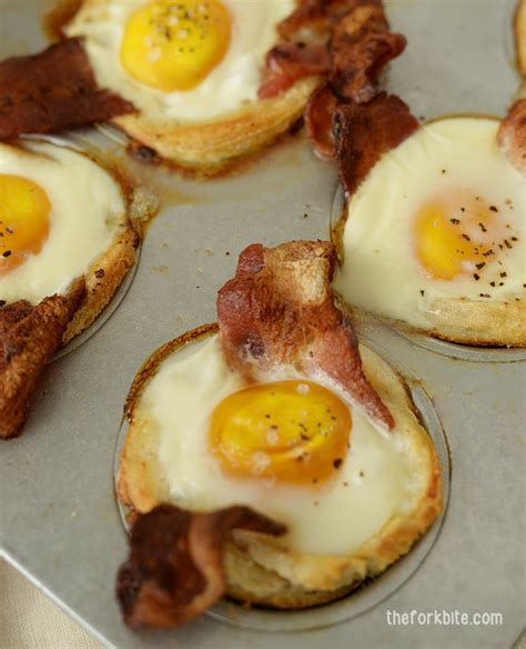 Easy Breakfast Recipes With Eggs In A Toast Cup