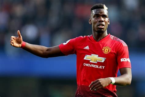 Pogba approached spanish referee carlos del cerro grande, apparently to alert him to the episode, but no action was taken. Pogba Bandingkan Taktik Mourinho dan Solskjaer - Vivagoal.com