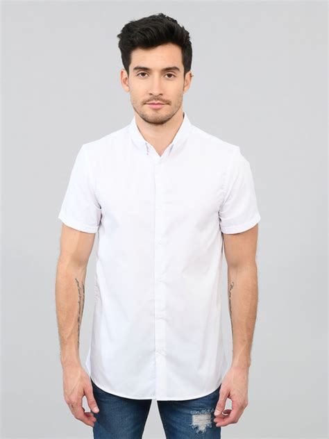 Las Camisas Blancas Que Todo Hombre Con Estilo Debe Tener En Su Armario