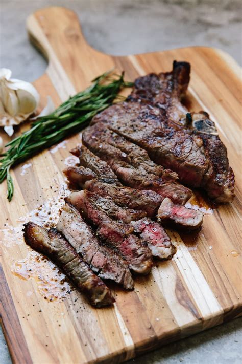 Say hello to the most beautiful ribeye you have ever laid your eyes on. How To Cook Perfect Steak in the Oven | Kitchn
