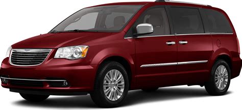 2013 Chrysler Town And Country Values And Cars For Sale Kelley Blue Book
