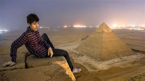 The Unbelievable Photos Taken By The Crazy Russians Who Illegally Climbed Egypt S Great Pyramid