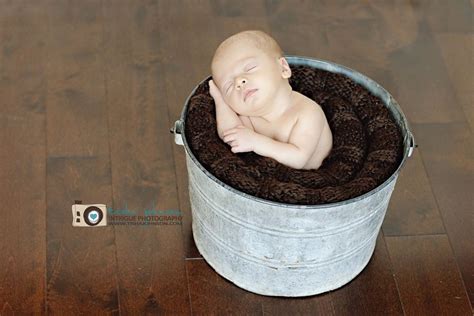 Be Inspired Buckets Really Cute Babies Baby Props Baby Poses