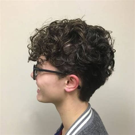 Maybe you would like to learn more about one of these? 29 Short Curly Hairstyles to Enhance Your Face Shape ...