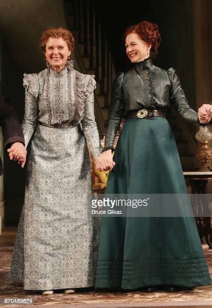 The Little Foxes Opening Night Arrivals Curtain Call Photos And Premium