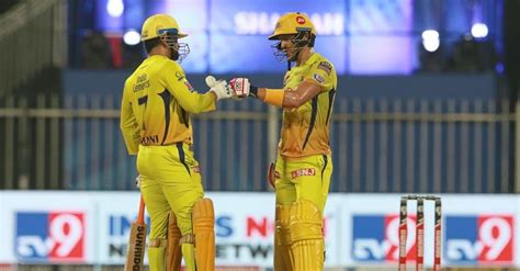 Former south africa captain faf du plessis on saturday talked about the importance of ms dhoni in chennai super kings team. IPL 2020: CSK fans unhappy as MS Dhoni strike late while ...