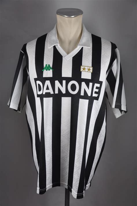 100 results for juventus trikot. Juventus Turin Trikot 1992 #7 Gr. XL Kappa Danone vintage ...
