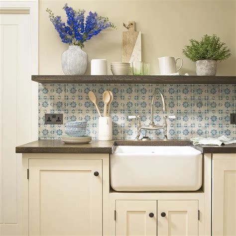 Kitchen Splashback Ideas To Keep Your Kitchen Walls Protected In Style