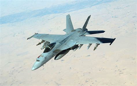 It was designed for traditional strike applications such as interdiction and close air support without compromising its fighter capabilities. wallpapers: F A-18F Super Hornet Aircraft Wallpapers