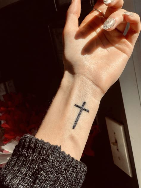 Simple Cross Tattoo Cross Tattoo On Wrist Simple Cross Tattoo Cross