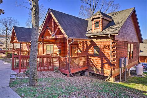 19 Best Pet Friendly Cabins In Branson Missouri Trip101