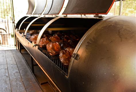 La Barbecue Turns Up The Heat With Secret Pit Technology Is This