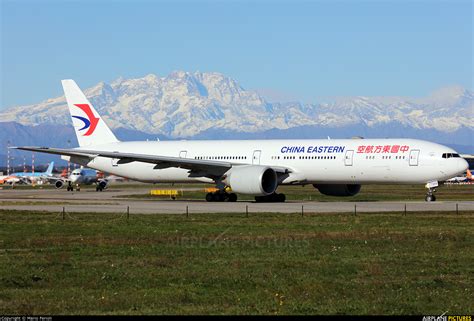 B 7349 China Eastern Airlines Boeing 777 300er At Milan Malpensa