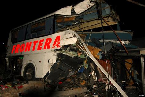 16 Killed In Mexico Bus Train Crash