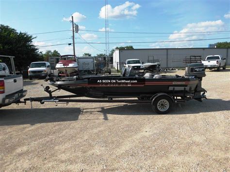 Did i see that correctly that champion is now gone completely? 1989 Champion Boats Bass Boat